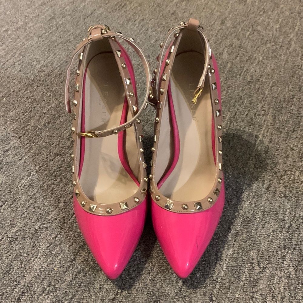 Pleaser EUC pink and nude studded heels Size 7